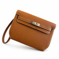 Kelly Depeches 25 clutch, Epsom leather (with additional shoulder strap), can be worn cross-body, can be carried by hand or on the wrist, daily needs, seamless switch between business/leisure - centra