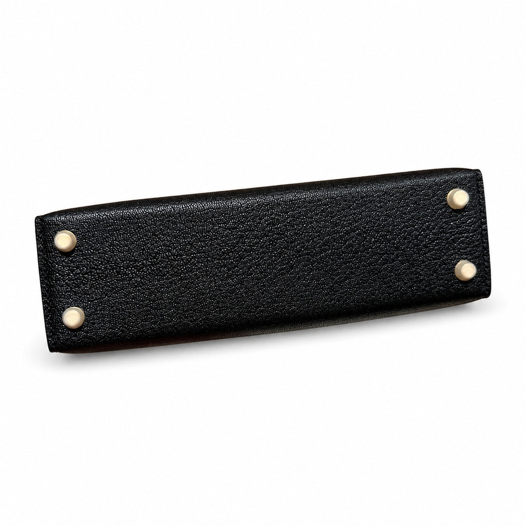 mini kelly 2, ck89/Black, Epsom, gold, 19cm, all handmade‼ ️Mini Kelly II, black with blue lining, palm print leather, gold buckle, 19cm, high-end fully handmade and customized‼ ️Purely hand-made nail