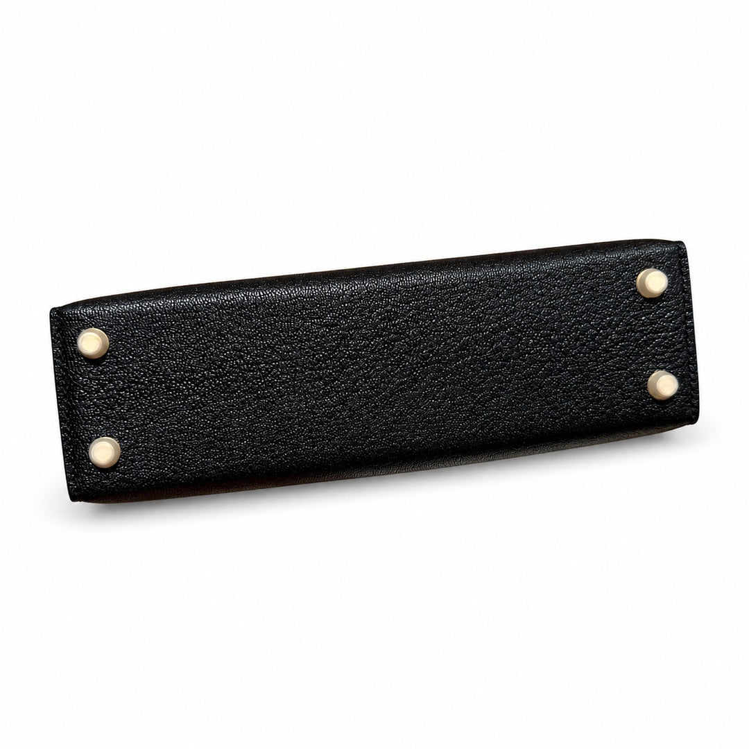 mini kelly 2, ck89/Black, Epsom, gold, 19cm, all handmade‼ ️Mini Kelly II, black with blue lining, palm print leather, gold buckle, 19cm, high-end fully handmade and customized‼ ️Purely hand-made nail