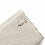 Style: Kelly to go Color: ck10/Craie Size: 19*11.5*1.5cm Leather: epsom From France Hardware: gold Kelly crossbody bag, milkshake white, cowhide, gold buckle, high-end handmade exclusive customization