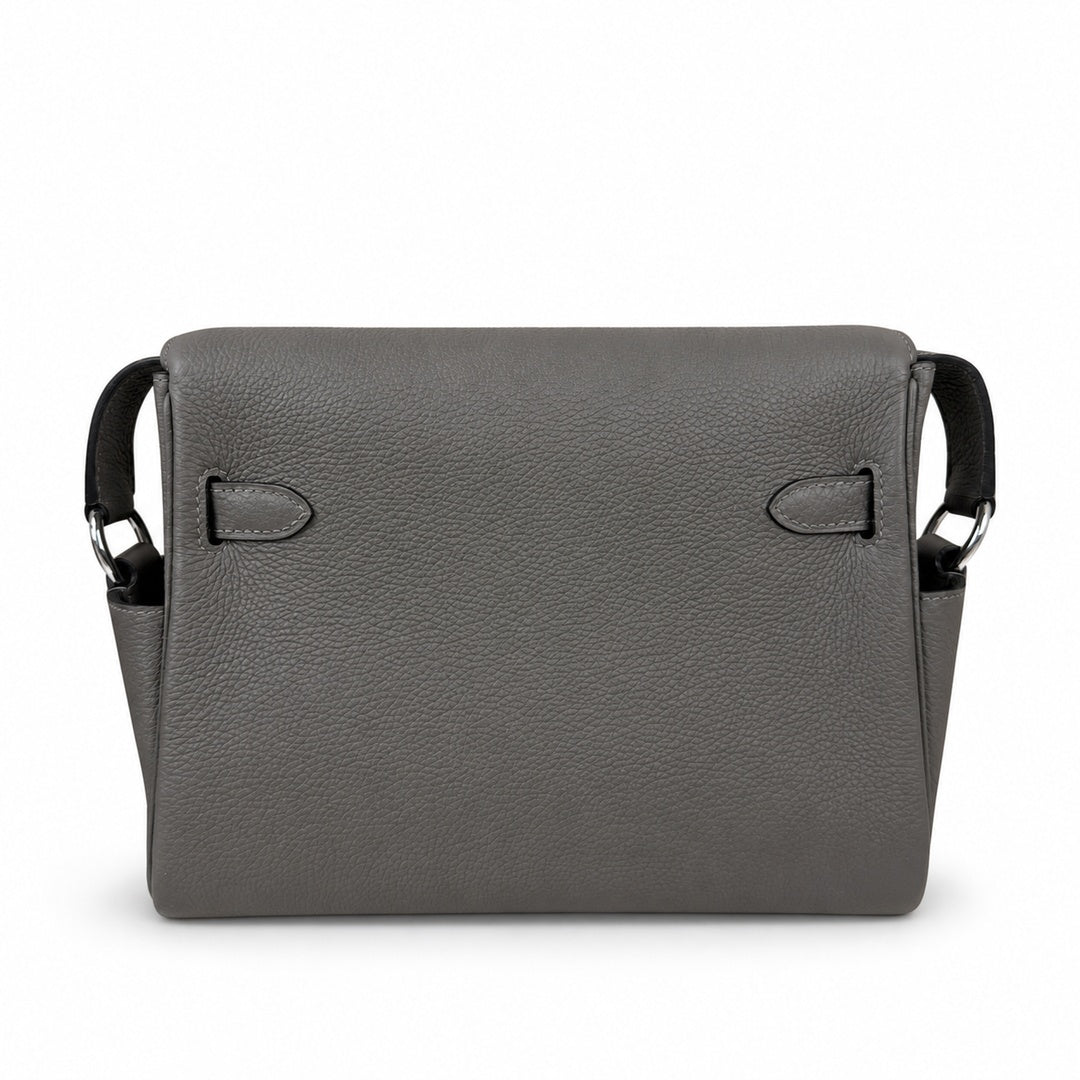 🆕 In stock Kelly Messenger messenger bag for men and women, pewter gray silver buckle, imported leather, all-steel hand-waxed thread, the highest cost-effectiveness on the Internet. The classic combin
