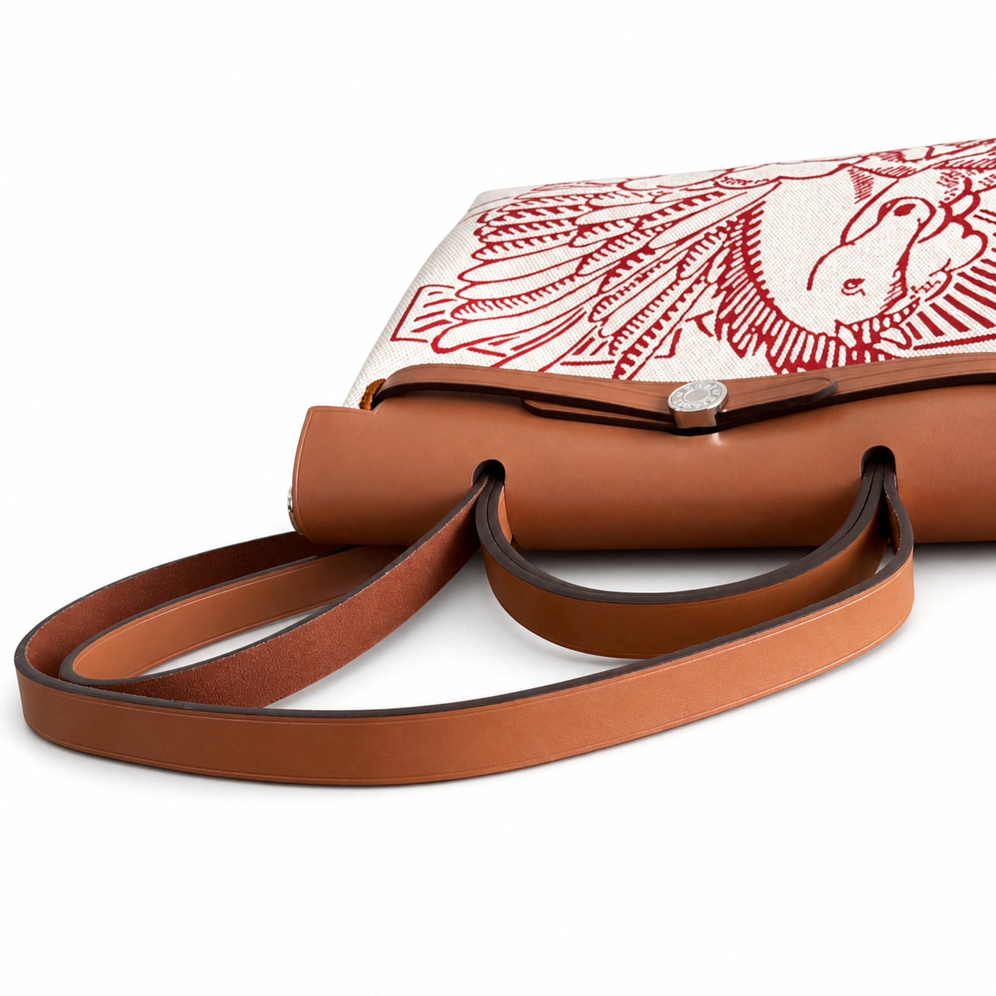 Hermers' popular herbag 31cm is designed to be inspired by saddle bags. The body of the bag is made of canvas, and the inseam, shoulder straps and handle are made of leather. The appearance is very si