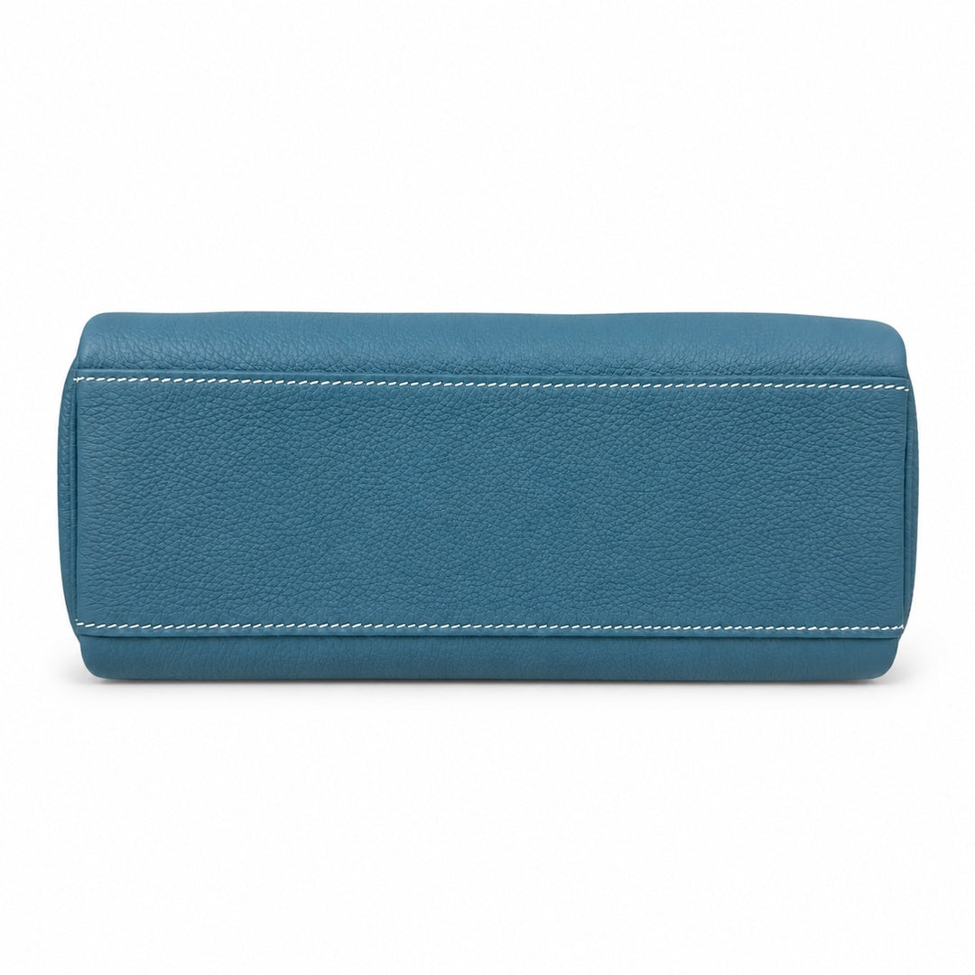 🆕 In stock Kelly Messenger messenger bag for men and women, denim orchid buckle, imported leather, all-steel hand-waxed thread, the highest cost-effectiveness on the Internet. The classic combination