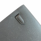 Kelly Depeches 25 clutch, Togo leather (with additional shoulder strap), can be worn cross-body, can be carried by hand or on the wrist, daily needs, seamless switch between business/leisure - central