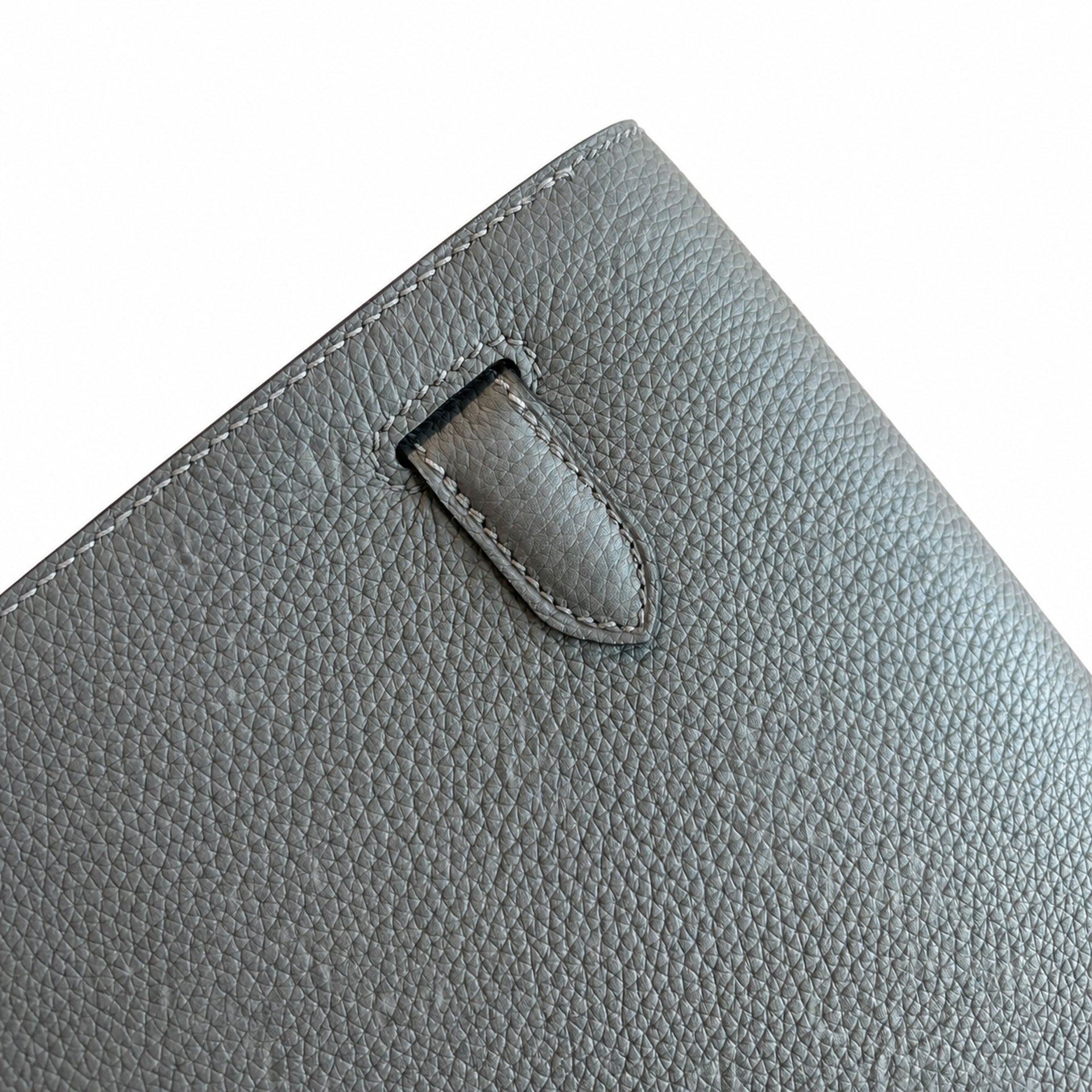 Kelly Depeches 25 clutch, Togo leather (with additional shoulder strap), can be worn cross-body, can be carried by hand or on the wrist, daily needs, seamless switch between business/leisure - central