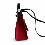 Hermers' popular herbag 31cm is designed to be inspired by saddle bags. The body of the bag is made of canvas, and the outer seams, shoulder straps and handbags are made of leather. The appearance is