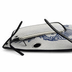 Hermers' popular herbag 31cm is designed to be inspired by saddle bags. The body of the bag is made of canvas, and the inseam, shoulder straps and handle are made of leather. The appearance is very si