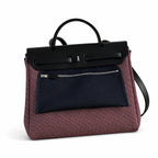 Hermers' popular herbag 31cm is designed to be inspired by saddle bags. The body of the bag is made of canvas, and the inseam, shoulder straps and handle are made of leather. The appearance is very si